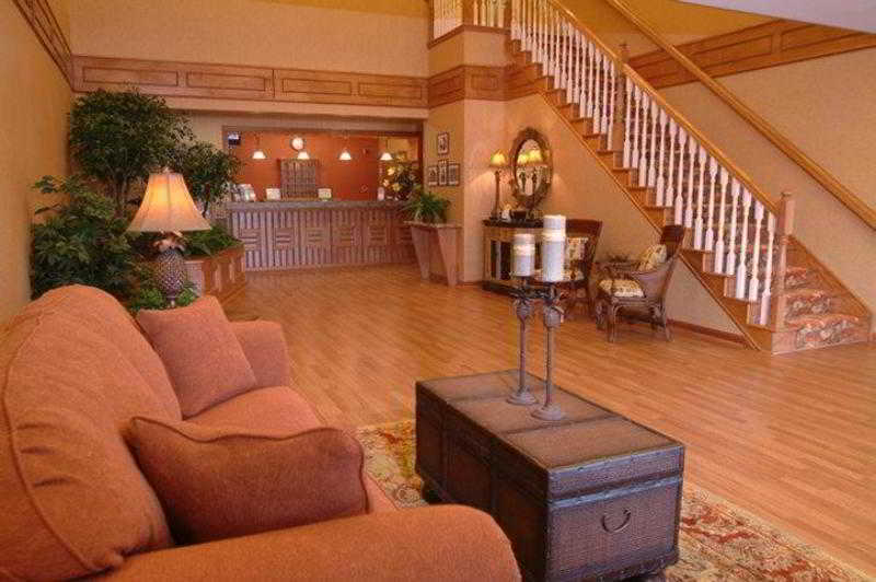 Best Western Plus Bradbury Inn And Suites Waycross Beltér fotó